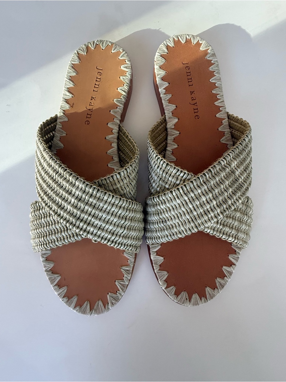 Jenni Kayne Woven Crossband Slide Sandals in Natural. Size 36